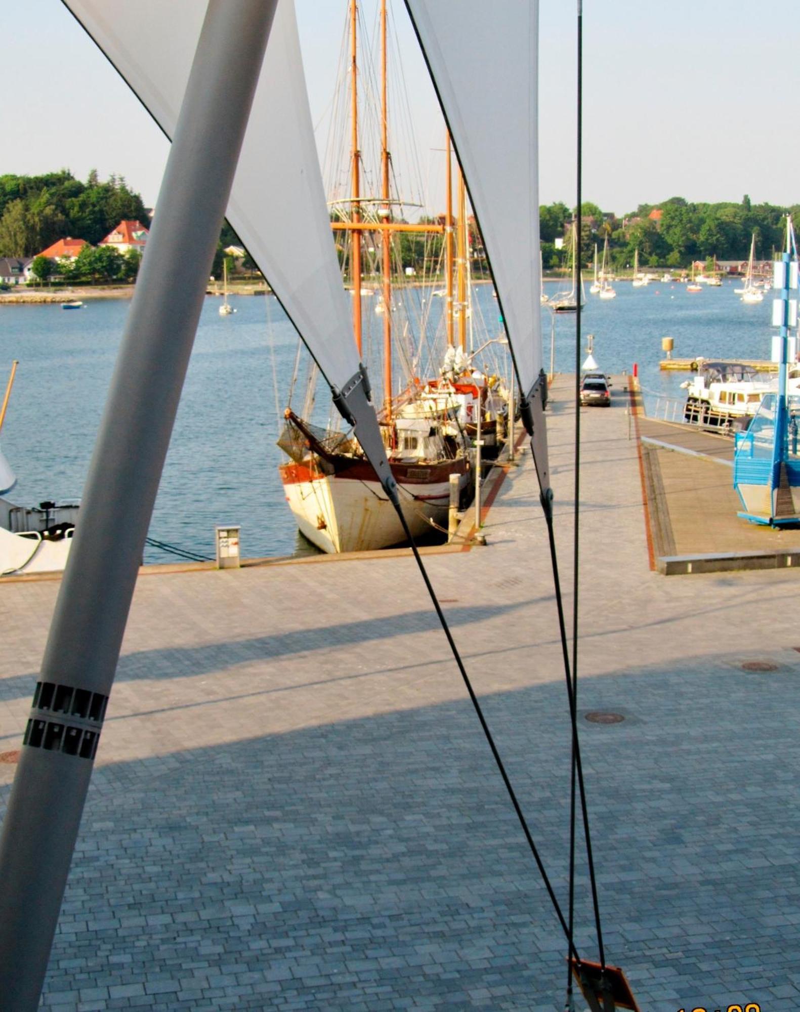 Apartment 12 - "Silbermoewe I" - Blickrichtung Yacht- Und Binnenhafenoffenes Meer Eckernförde Eksteriør billede