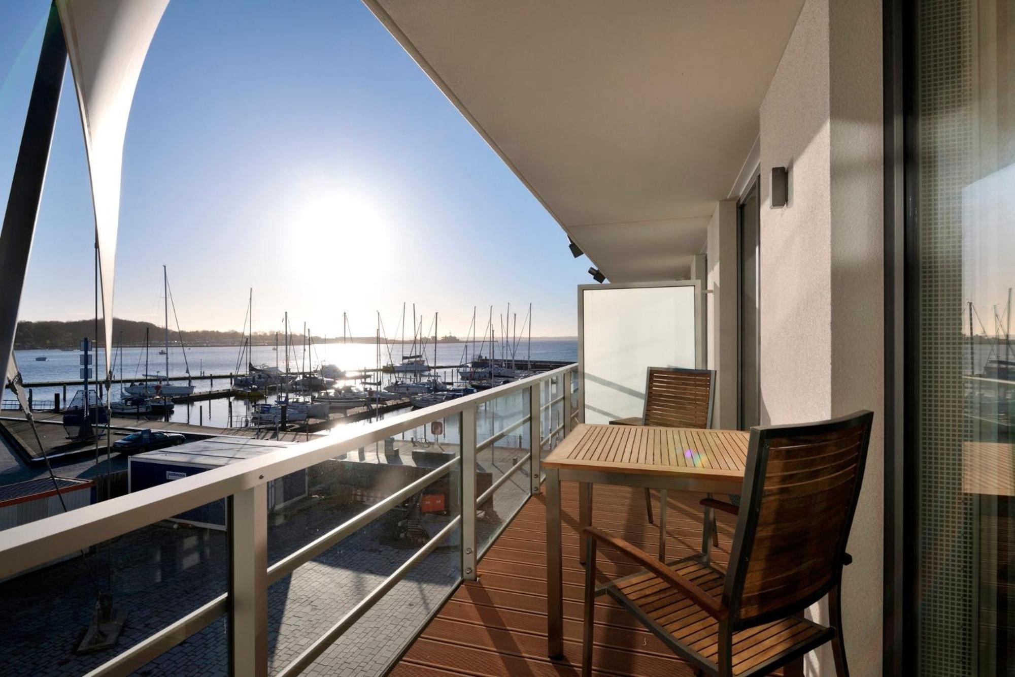 Apartment 12 - "Silbermoewe I" - Blickrichtung Yacht- Und Binnenhafenoffenes Meer Eckernförde Eksteriør billede